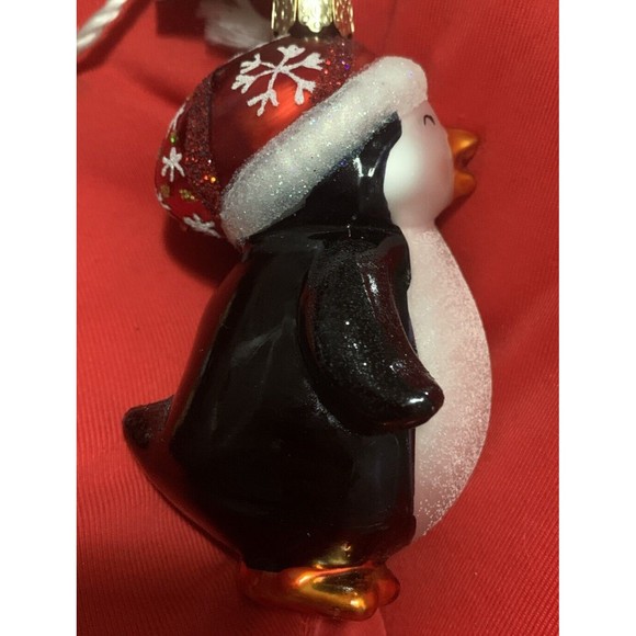 OLD WORLD CHRISTMAS DANCING PENGUIN AQUARIUM GLASS HANDPAINTED ORNAMENT 16095 - Picture 7 of 10